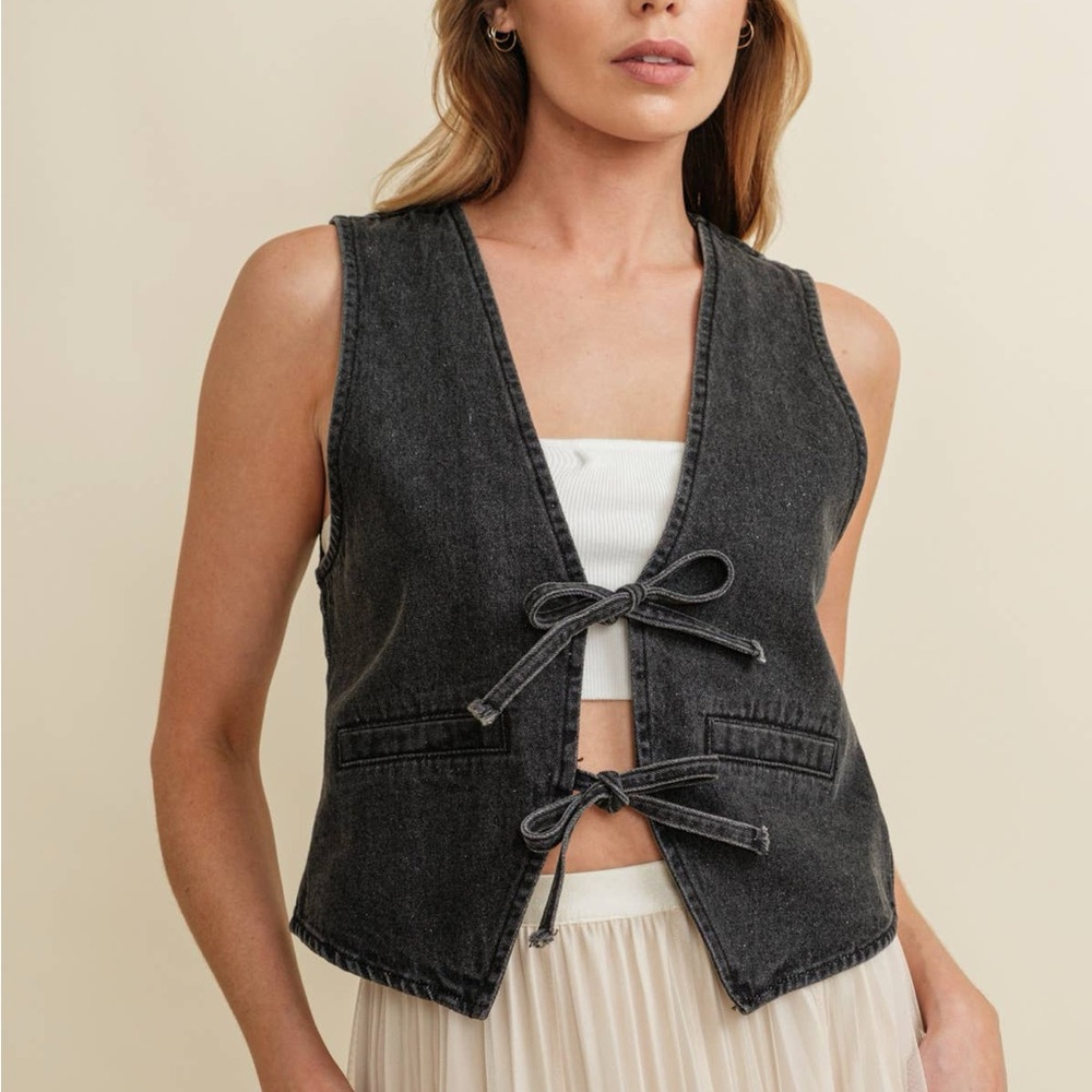 NWT Altar'd State Front Tie Black Denim Vest - XL